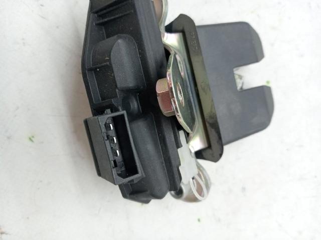 5J0827501C Cerradura de maletero  en stock Sabadell