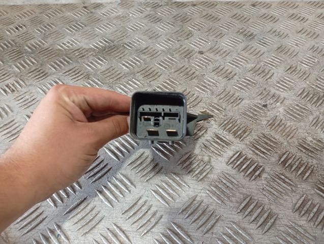 Regulador de velocidad del ventilador de refrigeración (unidad de control) 5J0919506 VAG