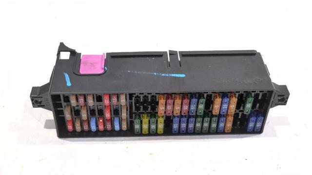 5J0937615C VAG Caja de fusibles  en stock Gandía