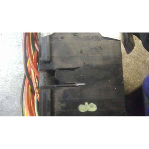 5J0937615C Caja de fusibles  en stock Granada