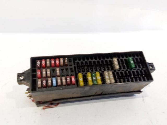 5J0937615C Caja de fusibles  en stock Sabadell