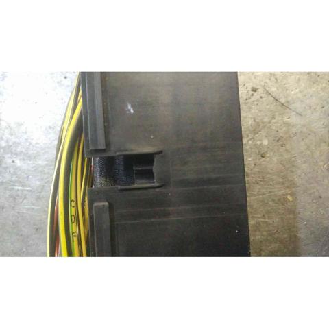 5J0937615C Caja de fusibles  en stock Sabadell