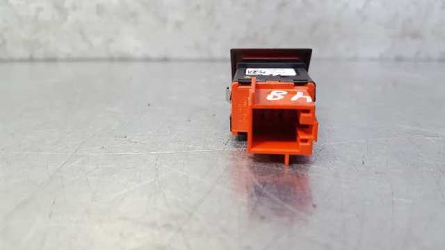 5J0953235 Boton warning  en stock Granada