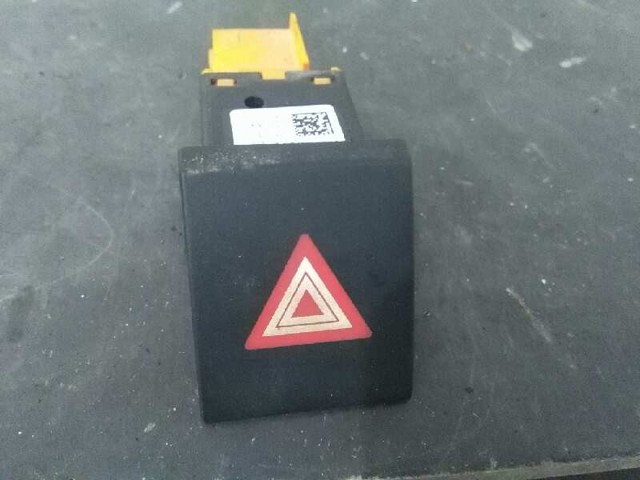 VAG 5J0953235 Boton de luz de emergencía  en stock Salamanca