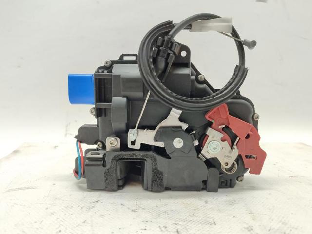 VAG 5J1837016 Cerradura de puerta delantera derecha comprar Barcelona