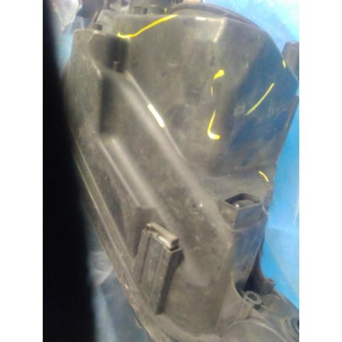 5J1941017A Faro izquierdo  disponible Utrera