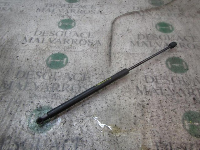 VAG 5J6827550B Amortiguador maletero  en stock Valencia