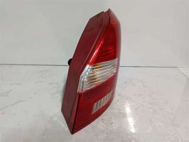 5J6945096 Piloto trasero derecho comprar Almería