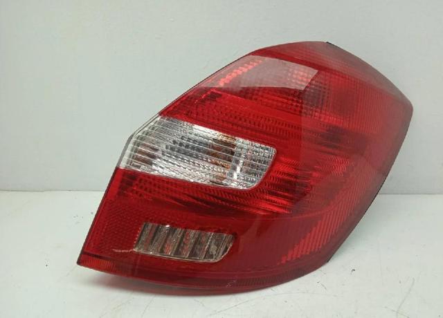 VAG 5J6945096 Piloto trasero derecho  disponible España