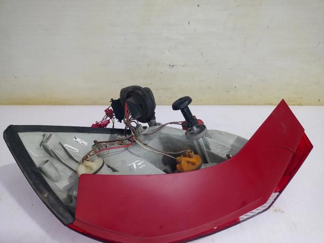 5J6945111 Piloto trasero izquierdo  comprar en Pontevedra
