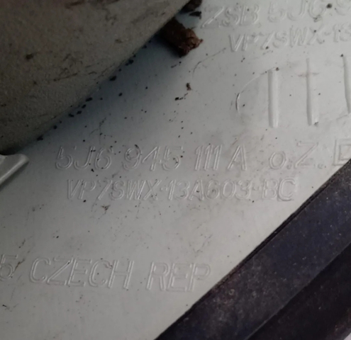 5J6945111 VAG Piloto trasero izquierdo  comprar en Lleida