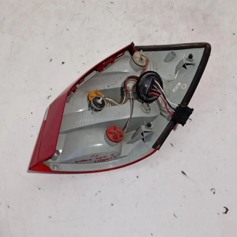 5J6945111 VAG Piloto trasero izquierdo  comprar en Lleida