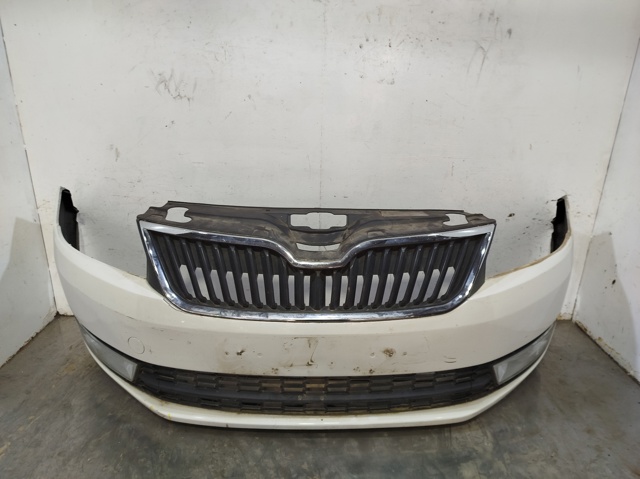 Parachoques Skoda Rapid  (NH3, NK3, NK6)