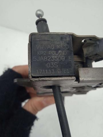 VAG 5JA823509E Cerradura del capó  disponible España