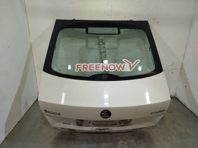 Precio del repuesto Puerta de maletero Rapid  hatchback