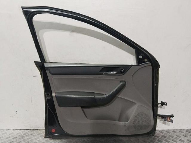 5JA831051C VAG Puerta delantera izquierda  en stock Gandía