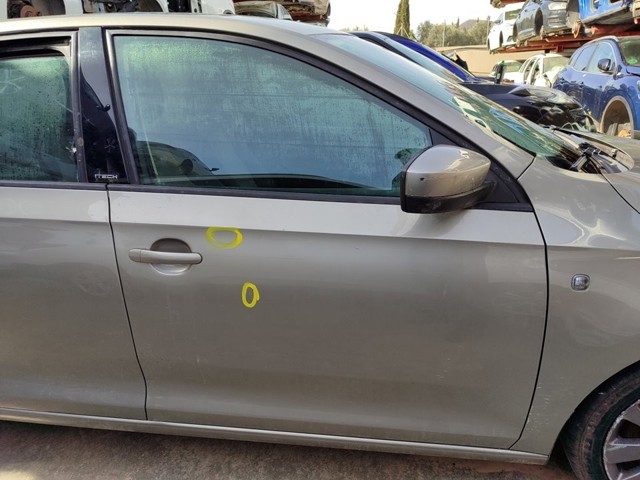 5JA831052C VAG Puerta delantera derecha  comprar en Oviedo