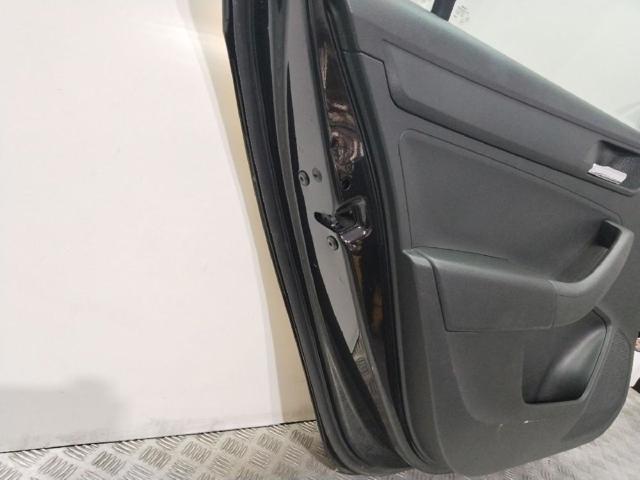 VAG 5JA833051C Puerta trasera izquierda comprar Pamplona