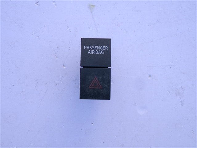 Comprar Botón de emergencia Skoda Rapid  NH3, NK3, NK6 a bajo precio