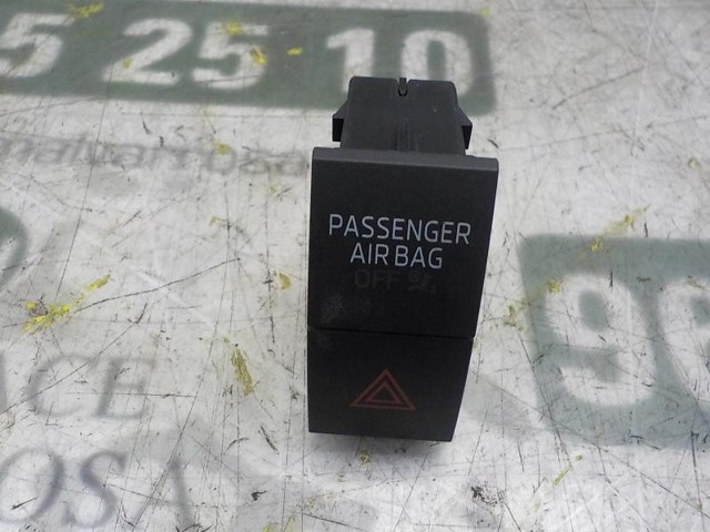 Interruptor warning Skoda Rapid  (NH3, NK3, NK6)