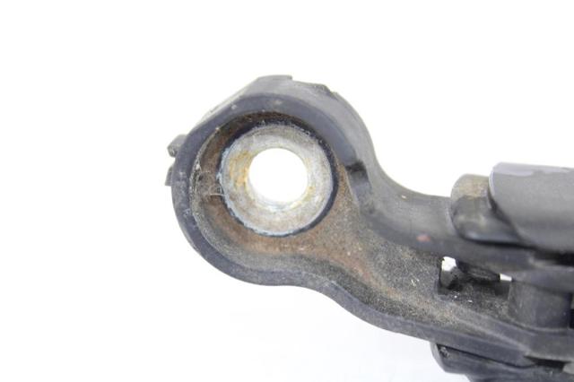 5JA955707A Brazo del limpiaparabrisas trasero  comprar en Reus