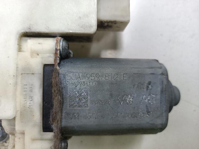 VAG 5JA959812E Motor del elevalunas de la puerta delantera derecha  comprar en Ponferrada