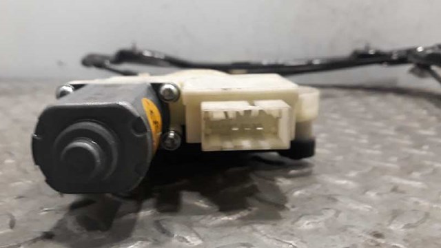 5JA959812E Motor del elevalunas de la puerta delantera derecha  disponible Málaga