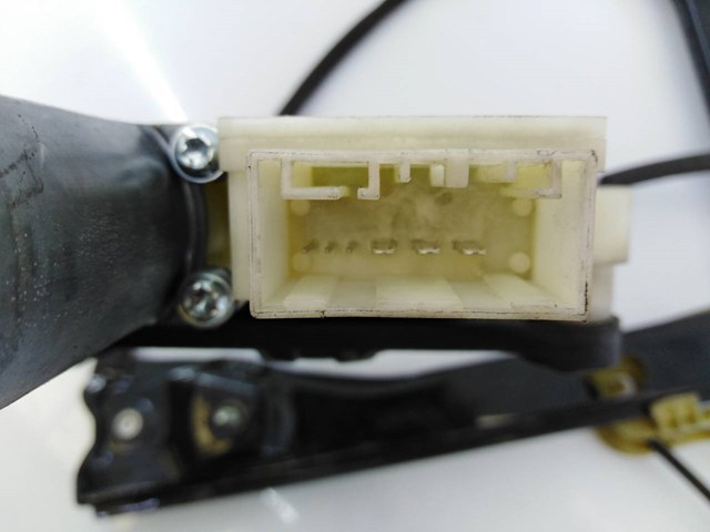 5JA959812E VAG Motor del elevalunas de la puerta delantera derecha  disponible Ourense