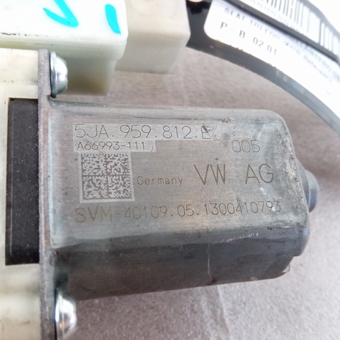 VAG 5JA959812E Motor del elevalunas de la puerta delantera derecha  comprar en Albacete