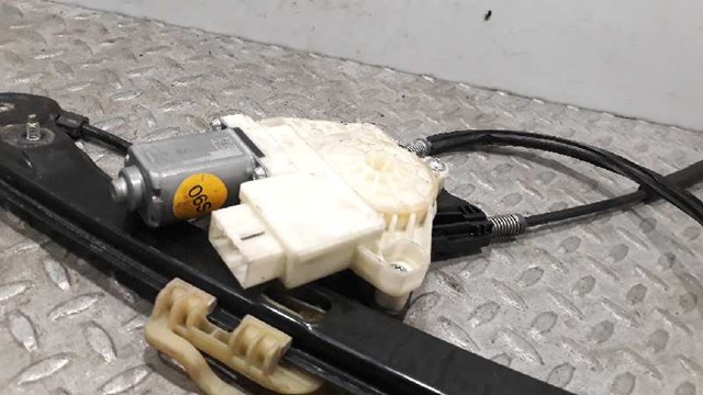 VAG 5JA959812E Motor del elevalunas de la puerta delantera derecha  en stock Terrassa