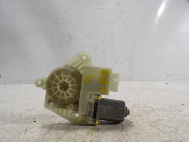5JA959812K Motor del elevalunas de la puerta delantera derecha comprar Sevilla