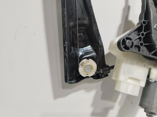 VAG 5JA959812K Motor del elevalunas de la puerta delantera derecha  en stock Salamanca
