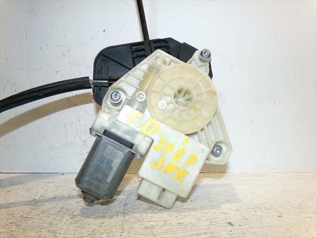 5JA959812L VAG Motor del elevalunas de la puerta trasera derecha  disponible Ourense