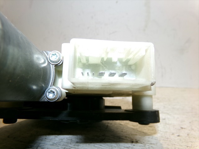 5JA959812L Motor del elevalunas de la puerta trasera derecha comprar Almería