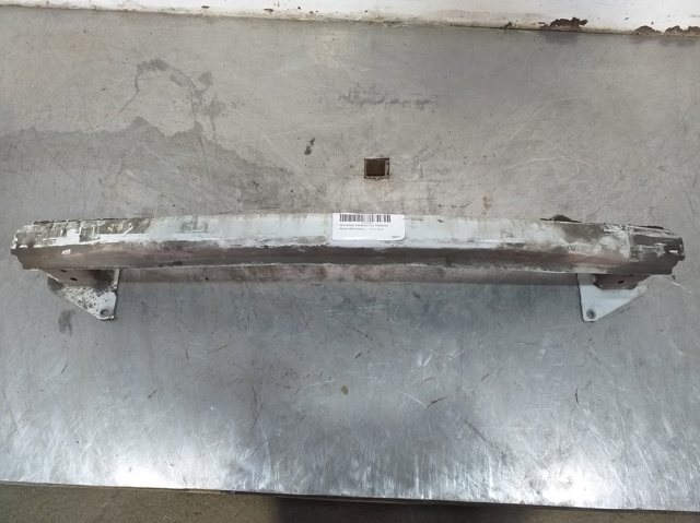 Refuerzo parachoques trasero para Skoda Rapid NH3, NK3, NK6