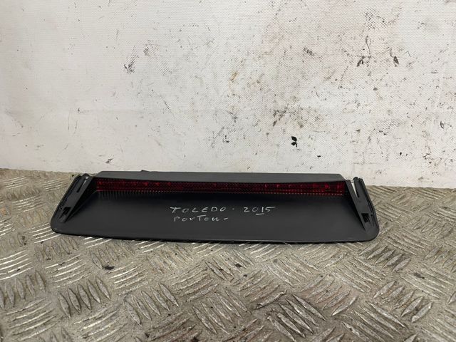 Luz de freno adicional para Skoda Rapid  (NH3, NK3, NK6)