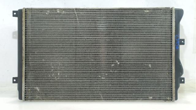 VAG 5K0121253D Radiador de refrigeración del motor  comprar en Albacete
