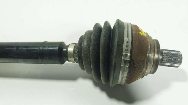 VAG 5K0407272C Semieje delantero derecho  en stock Salamanca