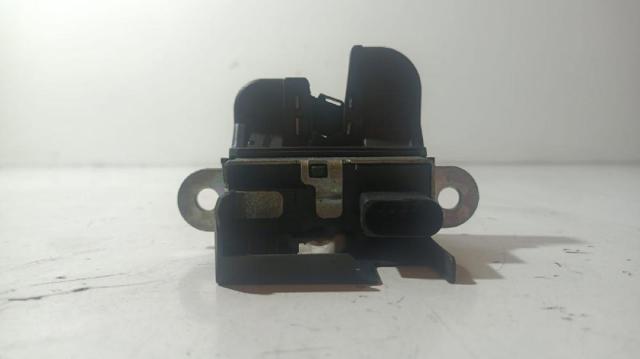 5K0827505 VAG Cerradura de maletero  en stock Córdoba