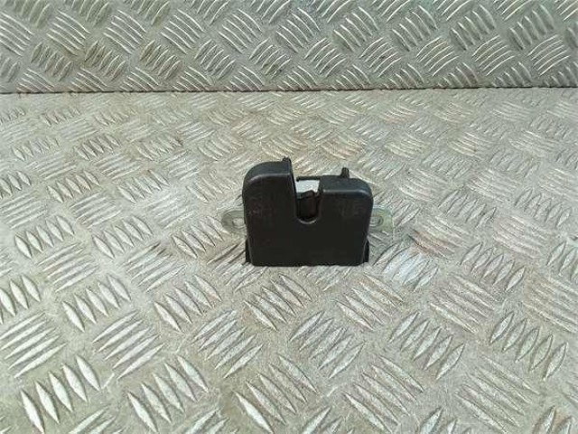 5K0827505A Cerradura de tapa de maletero  disponible Málaga