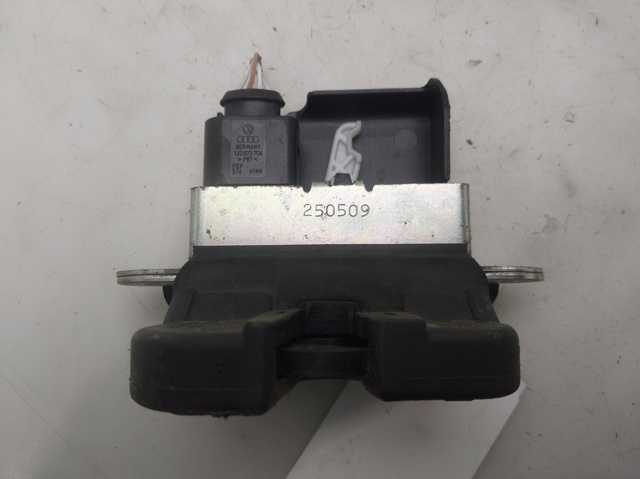 VAG 5K0827505A Cerradura de maletero  en stock Valencia