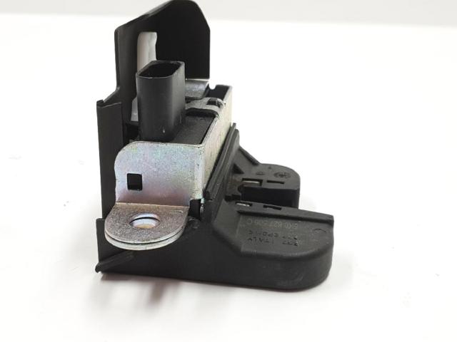 VAG 5K0827505C Cerradura de maletero comprar Tarragona
