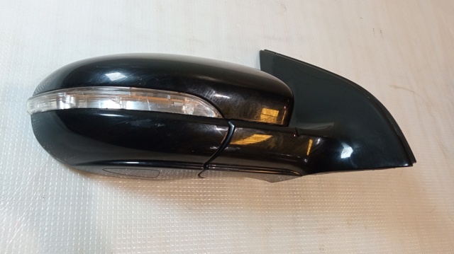 5K0857508AD Carcasa interior del espejo retrovisor derecho  en stock Sabadell