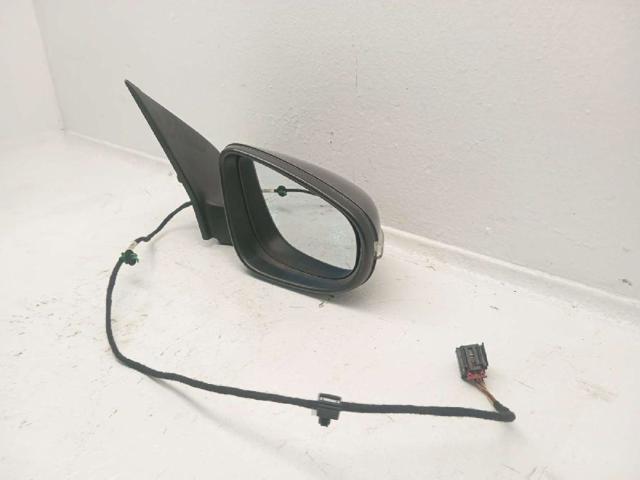 5K0857508AD VAG Carcasa interior del espejo retrovisor derecho  disponible Vigo