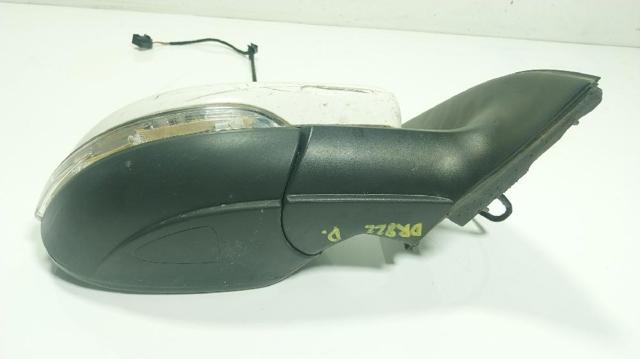 5K0857508AD Carcasa interior del espejo retrovisor derecho  en stock Castellón