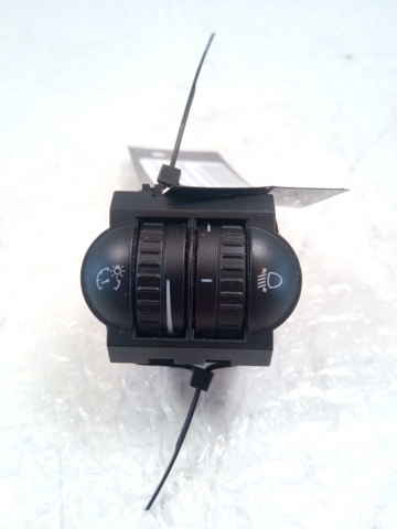 VAG 5K0941333 Botón del regulador de altura de faros  comprar en Murcia