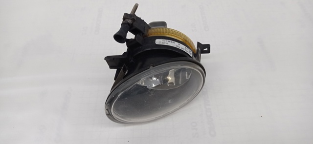 VAG 5K0941700 Faro antiniebla derecho  en stock Terrassa