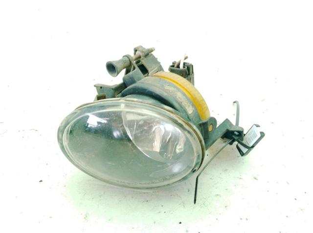 VAG 5K0941700F Faro antiniebla derecho  en stock Valencia