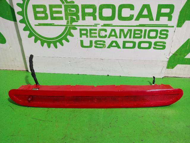 VAG 5K0945087B Luz de freno trasera adicional  disponible Lugo