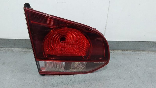 Piloto trasero interior izquierdo 5K0945093 VAG